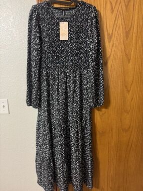 Black Floral Long-Sleeve Smocked Midi Dress by